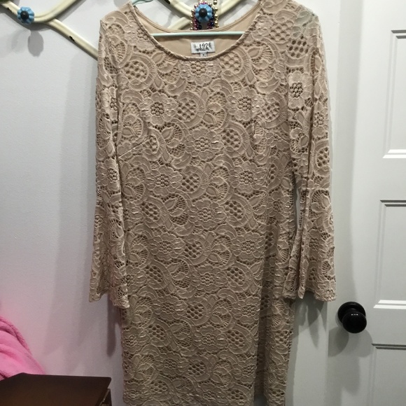 Dress - Picture 1 of 4